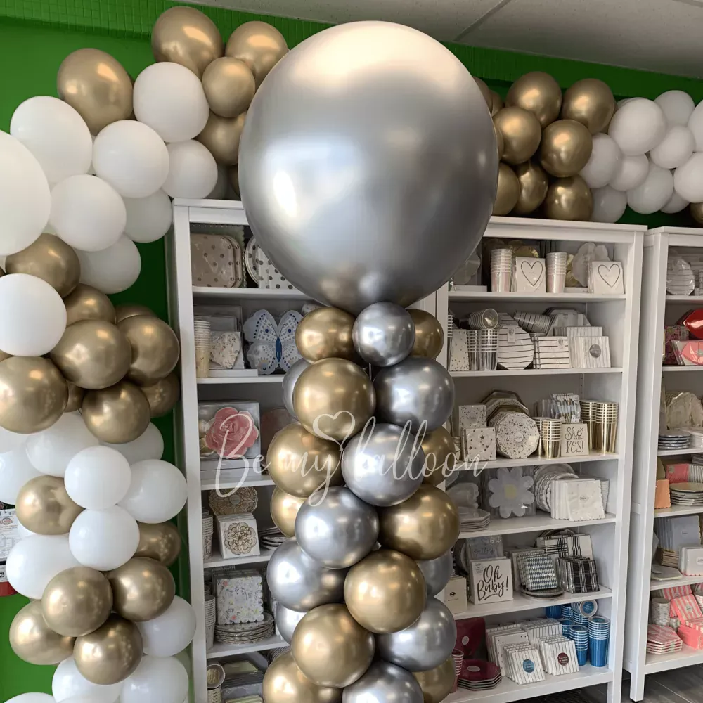 Композиция с гигантским шаром Хром 