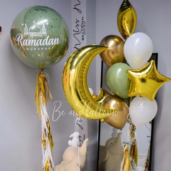 زينة بالونات "رمضان مبارك" مع اليوكاليبتوس والهلال الذهبي ونجوم الزينة   