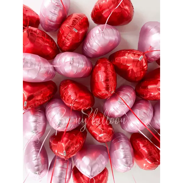 Воздушные шарики под потолок "Любовь спасет мир"