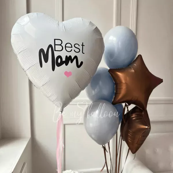 A bouquet of balloons is the best mom