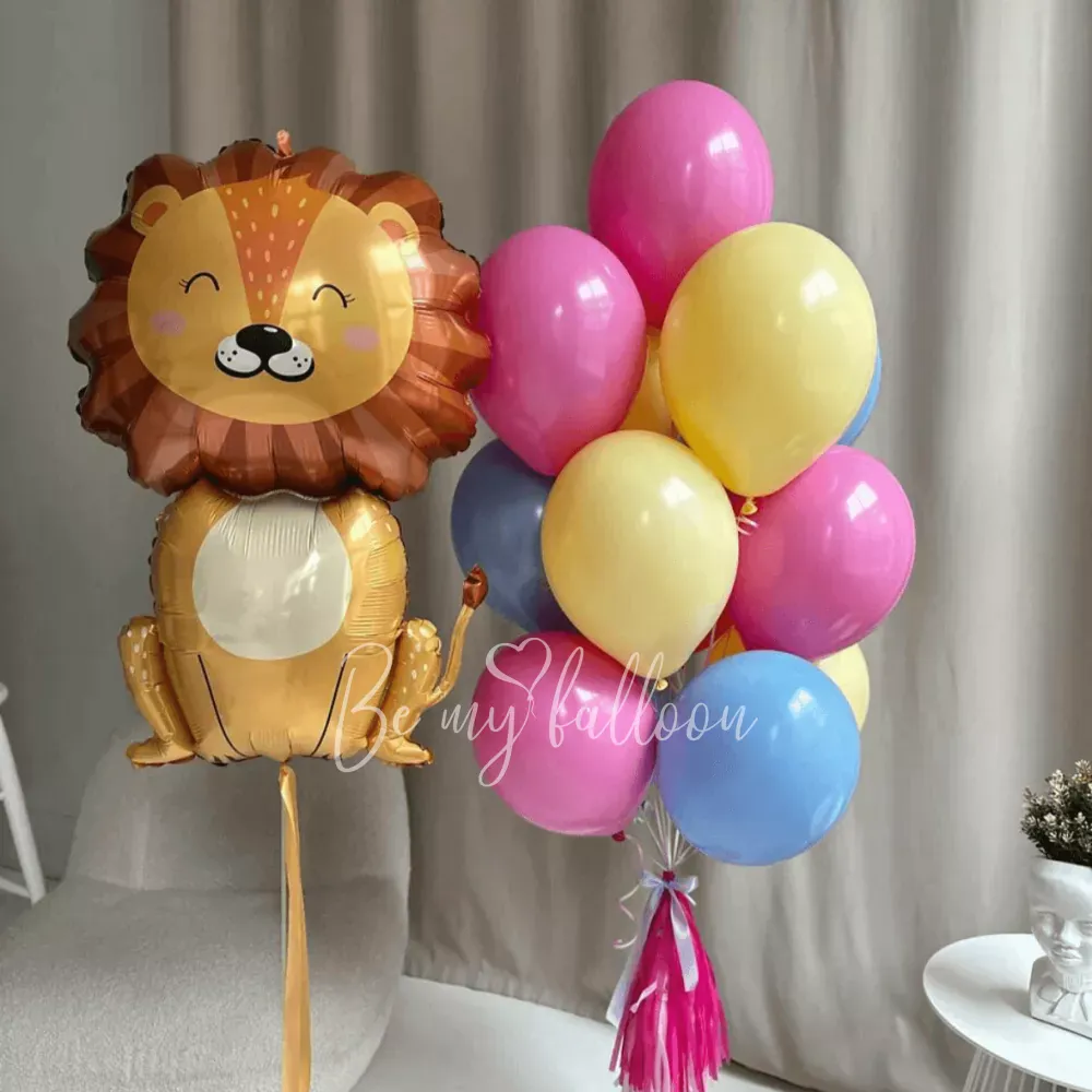 باقة من البالونات مضحك الأسد شبل