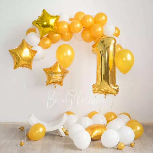 1 Year Old balloon bouquet photozone 2