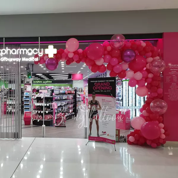 Гирлянда из розовых воздушных шаров длиной 7 метров